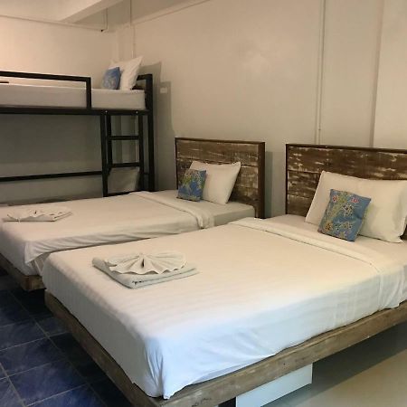 Frog House Bed & Breakfast (Adults Only) Patong Eksteriør billede