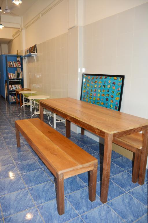 Frog House Bed & Breakfast (Adults Only) Patong Værelse billede