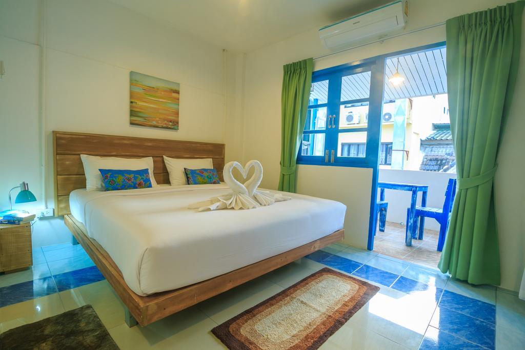 Frog House Bed & Breakfast (Adults Only) Patong Eksteriør billede