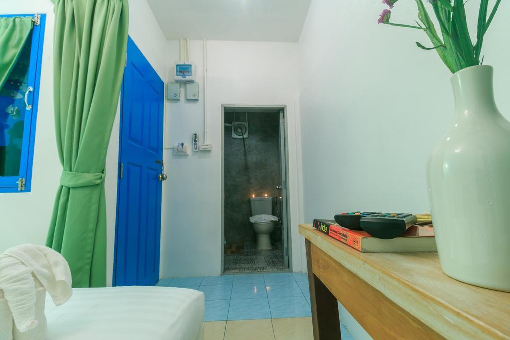 Frog House Bed & Breakfast (Adults Only) Patong Eksteriør billede