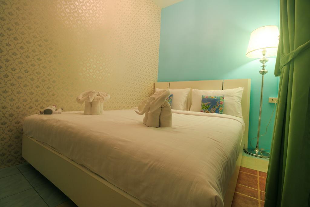 Frog House Bed & Breakfast (Adults Only) Patong Eksteriør billede