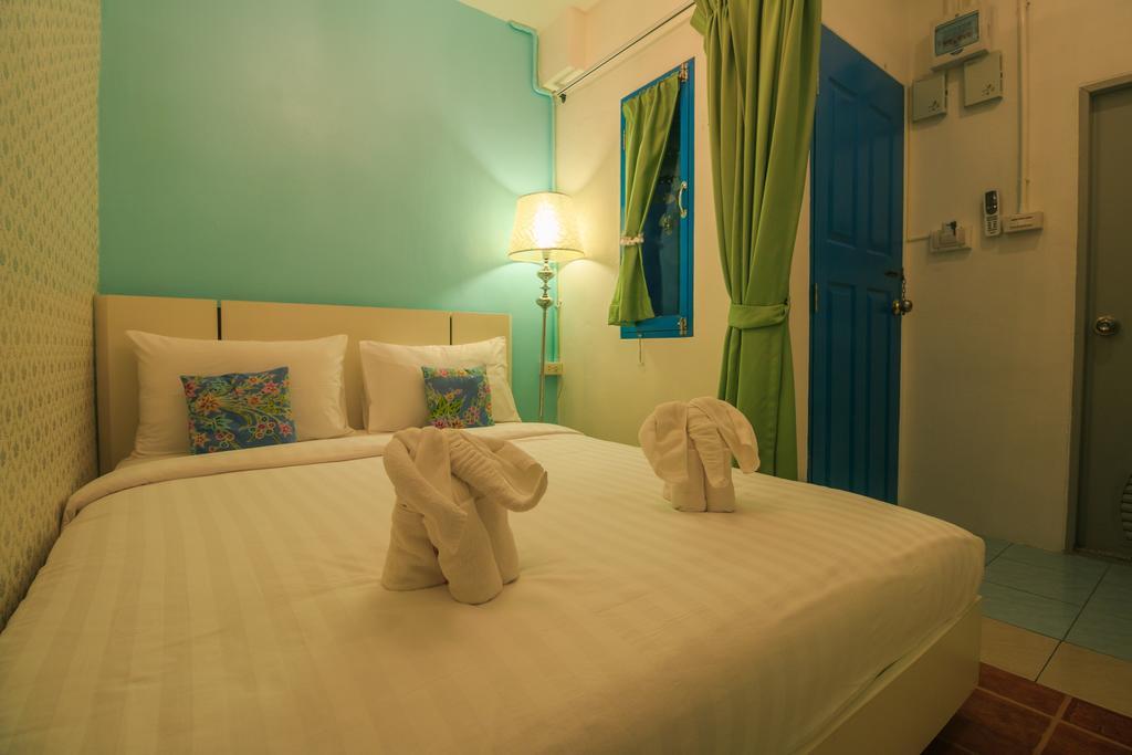 Frog House Bed & Breakfast (Adults Only) Patong Eksteriør billede