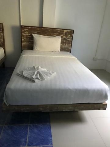 Frog House Bed & Breakfast (Adults Only) Patong Eksteriør billede