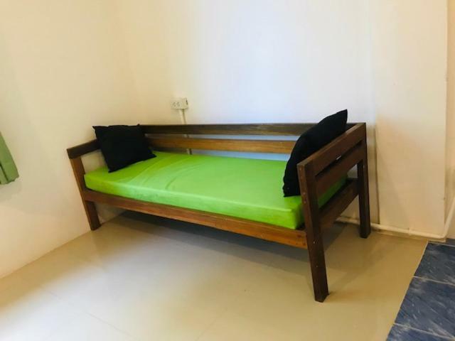 Frog House Bed & Breakfast (Adults Only) Patong Eksteriør billede