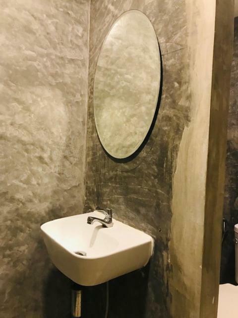 Frog House Bed & Breakfast (Adults Only) Patong Eksteriør billede