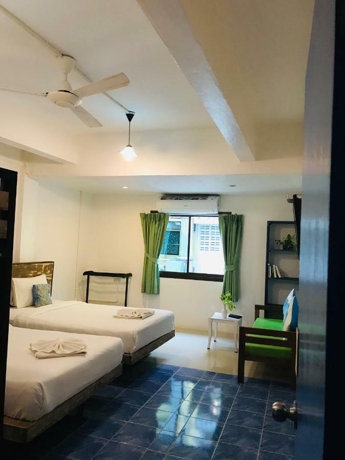 Frog House Bed & Breakfast (Adults Only) Patong Eksteriør billede
